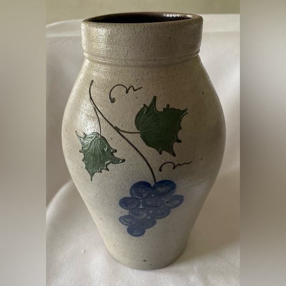 EUC Rockdale Union Pottery Vase Anniversary Collectors Edition Salt Glazed Grape - Picture 9 of 9